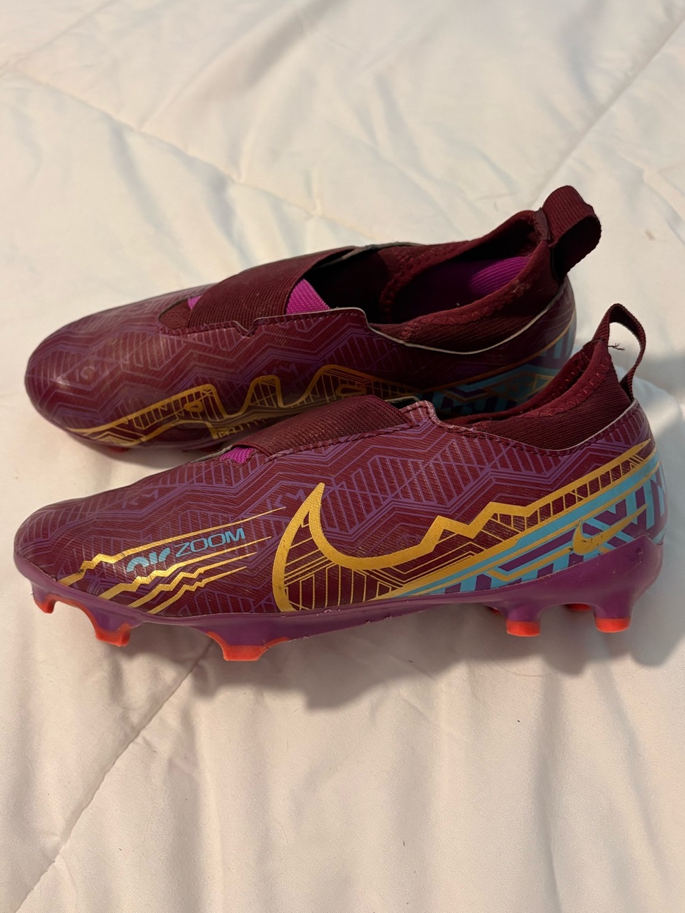 Nike Jr. Mercurial Zoom Vapor 15 Academy KM FG/MG Youth Size 3